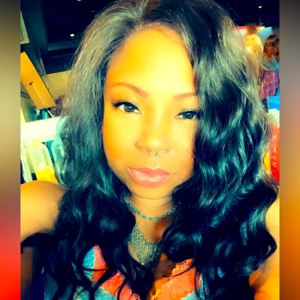 Meet your Posher, Kimberly